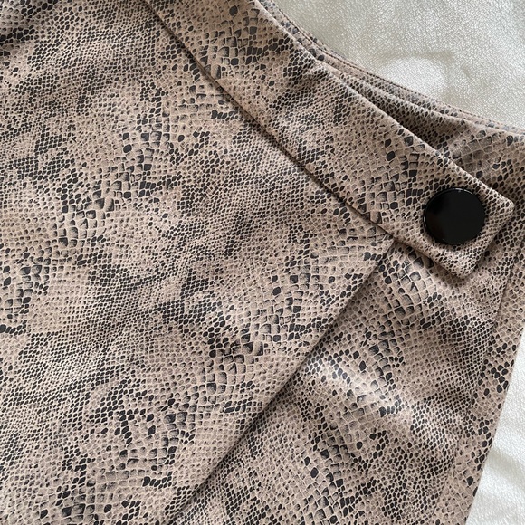 Zara Snakeskin Print Skort - Picture 3 of 5
